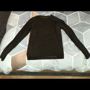 Men’s Olive Green Lululemon Textured LS Tee